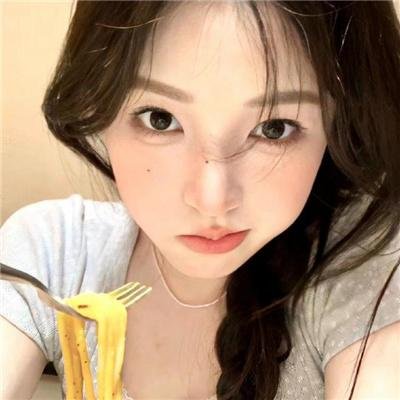 魔手娇娃